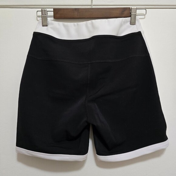 Gigi C Natasha Biker Short. Black/white Sz S. NWOT. RP$88 - Picture 7 of 8